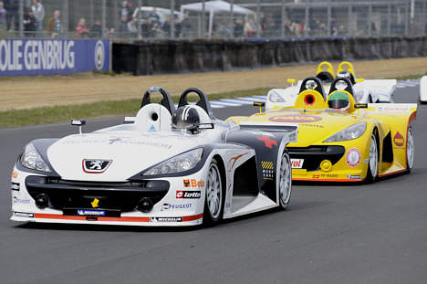 Peugeot Spider-kørerne - her Kim Rødkjær, Allan Olsen og Thomas Mueller – skal ved Padborg Open atter køre to sprintløb.